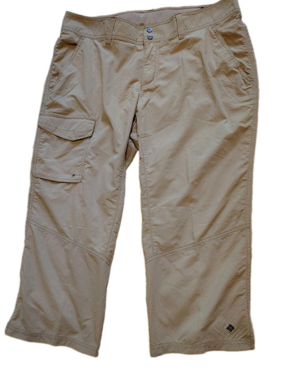 Columbia Women's Omni-Shade Hiking Cargo Capri Pants Tan Khaki Size 10 21L